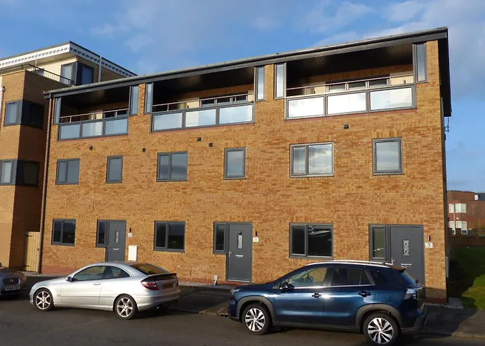 Driftwood - Hornsea Town House With Sea Views And Balconies