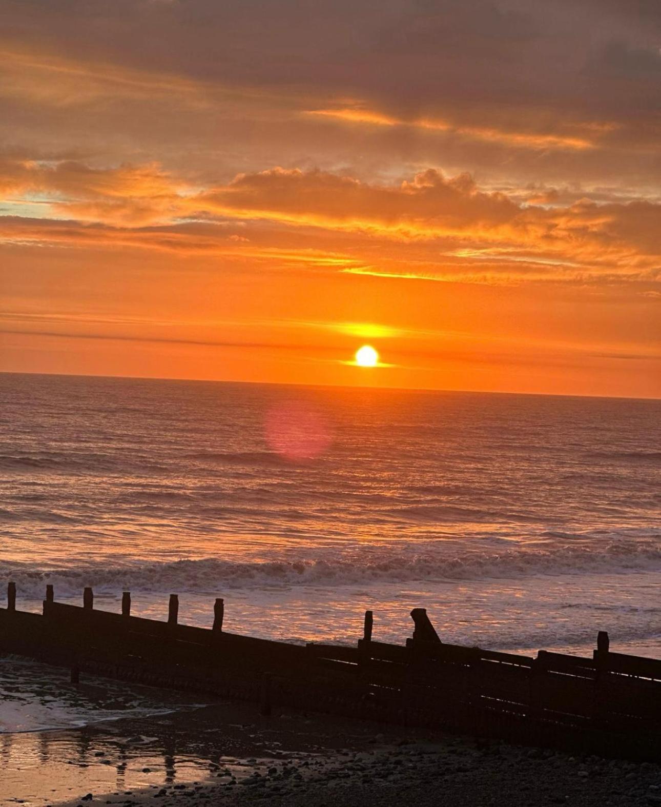 Holiday home Driftwood - Town House With Sea Views And Balconies Hornsea