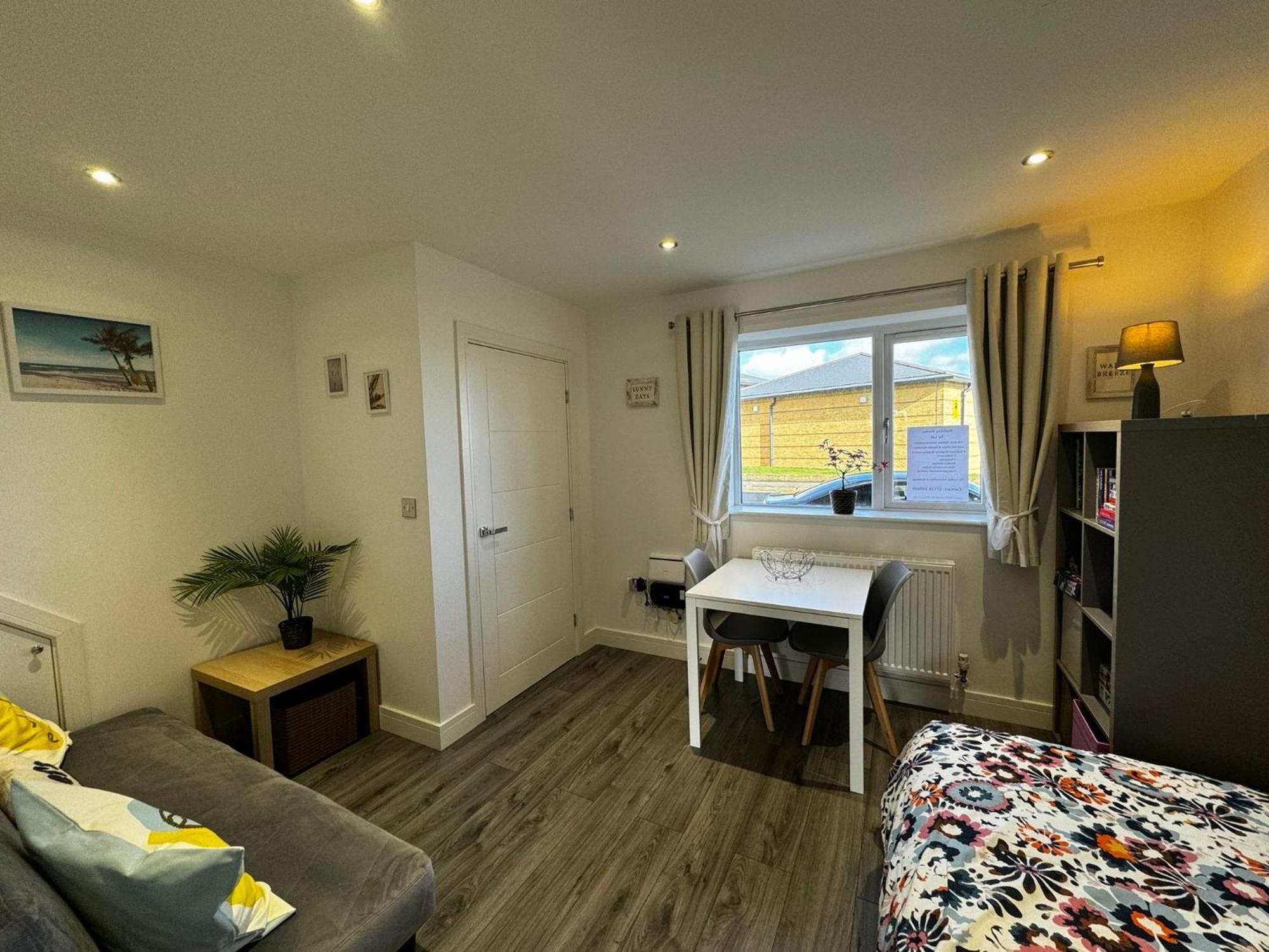 Driftwood - Town House With Sea Views And Balconies Holiday home